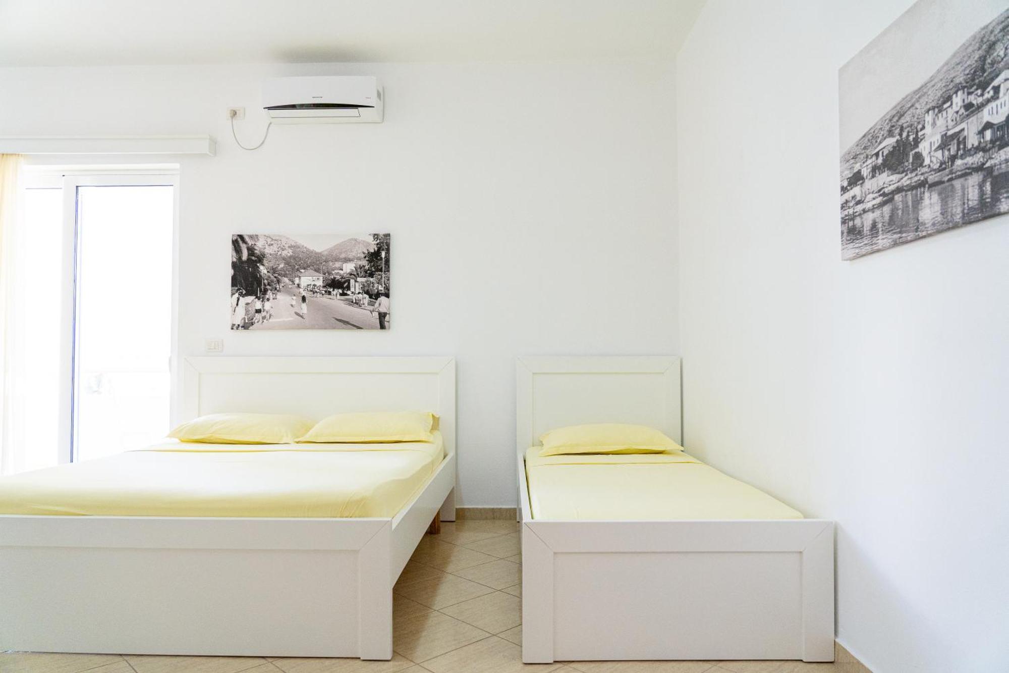 Vila Konomi Sarandë Exterior foto